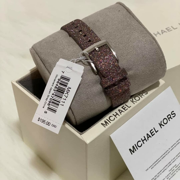 MICHAEL KORS LADIES WATCH - Picture 3 of 5